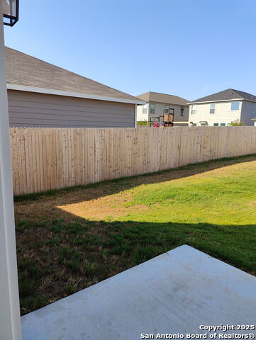 Image 32 of 33 For 5475 Bluebell Mdw