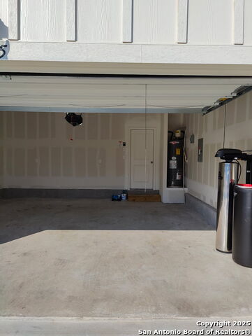 Image 4 of 33 For 5475 Bluebell Mdw