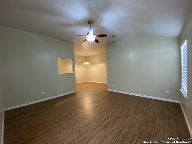 Image 5 of 11 For 1103 Maple  