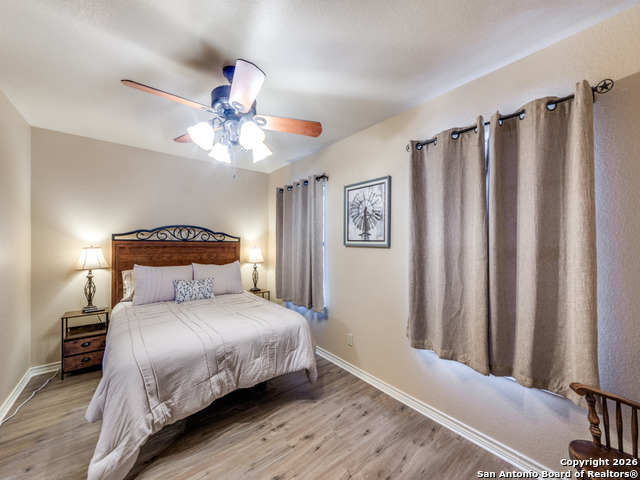 Listing photo id 9 for 6472 Bluntzer Rd