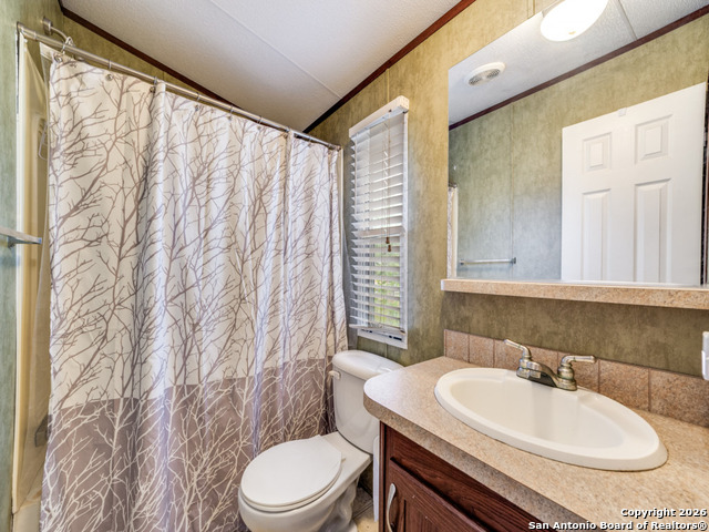 Listing photo id 30 for 6472 Bluntzer Rd