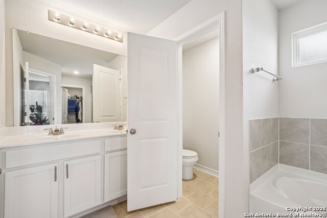 Image 21 of 26 For 1733 Rocky Rise