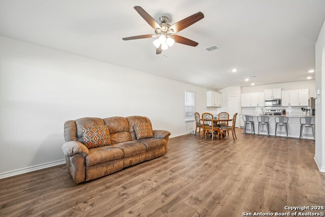 Image 6 of 26 For 1733 Rocky Rise