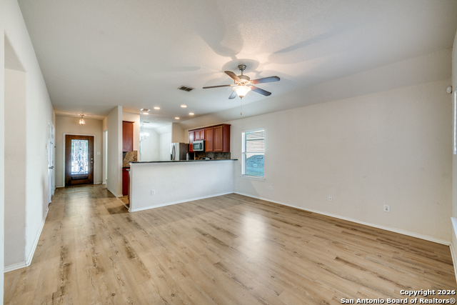 Image 7 of 24 For 3125 Muntjac