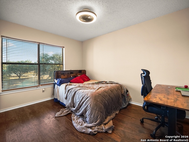 Image 22 of 29 For 988 Summit  