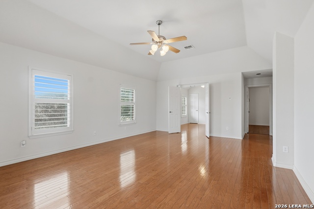 Image 18 of 38 For 18339 Emerald Oaks