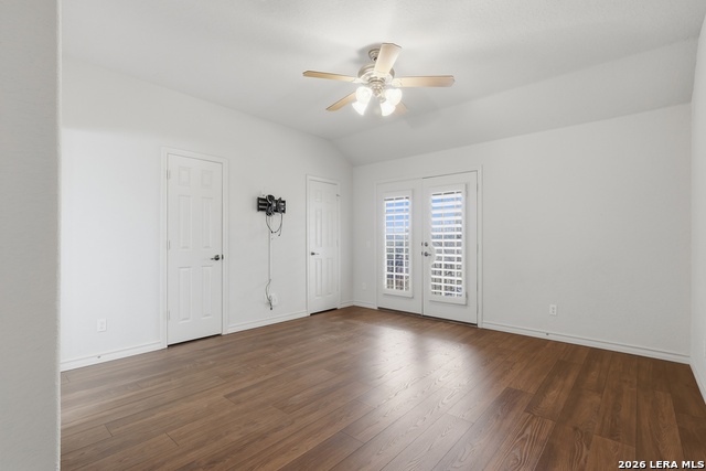 Image 22 of 38 For 18339 Emerald Oaks