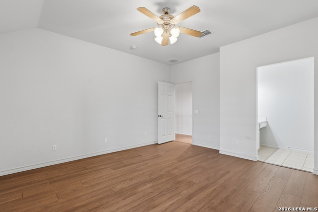 Image 23 of 38 For 18339 Emerald Oaks