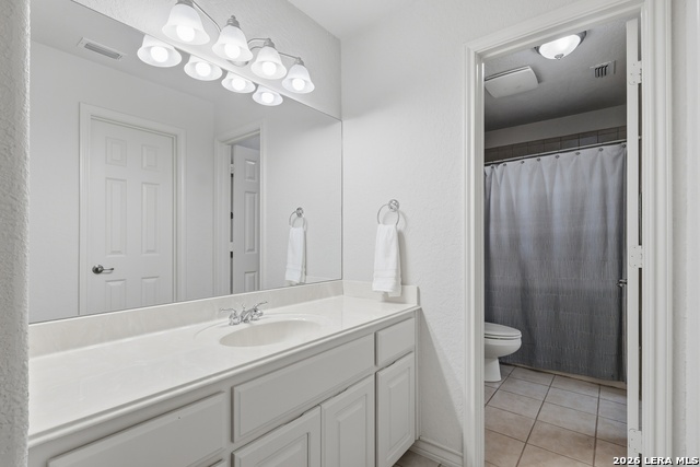 Image 24 of 38 For 18339 Emerald Oaks