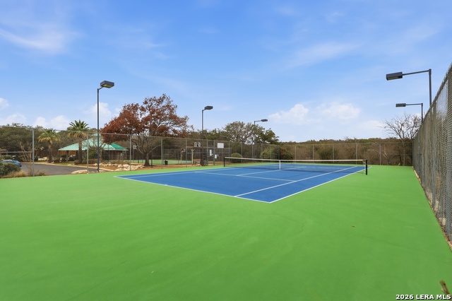 Image 33 of 38 For 18339 Emerald Oaks