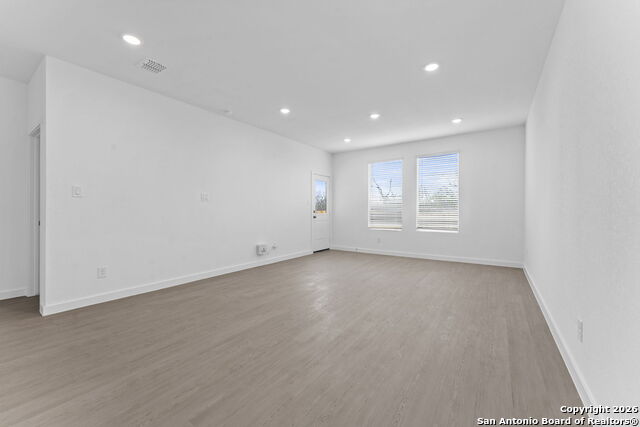 Image 16 of 33 For 6611 Titan Park