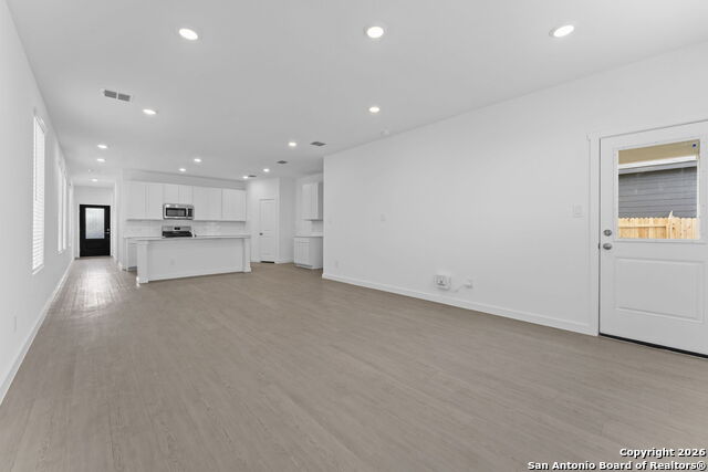 Image 17 of 33 For 6611 Titan Park