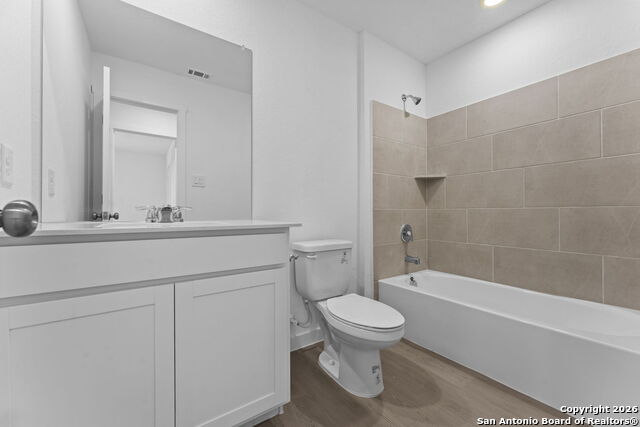 Image 31 of 33 For 6611 Titan Park