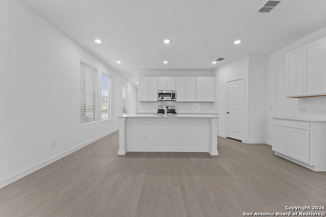 Image 8 of 33 For 6611 Titan Park