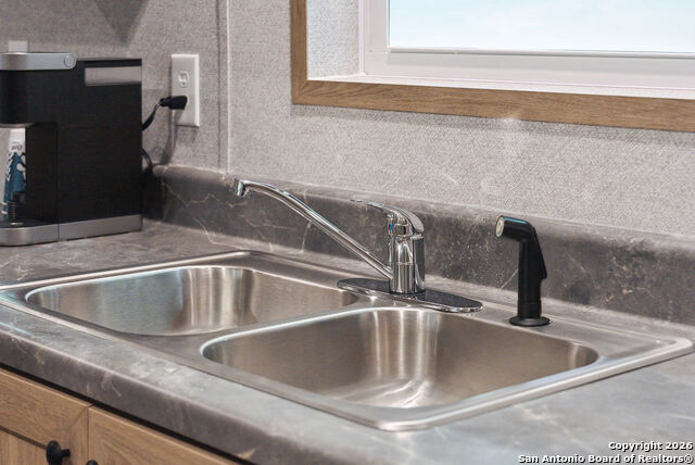 Image 38 of 46 For 12180 Fm 1117