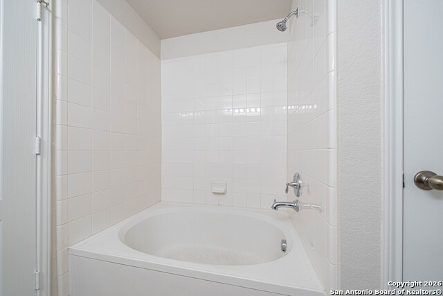 Image 20 of 35 For 13267 Frogs Leap