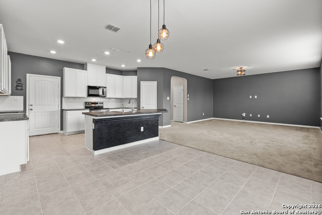 Image 22 of 47 For 8239 Phantom Fld