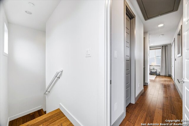 Image 20 of 29 For 615 Fulton Ave Unit 3