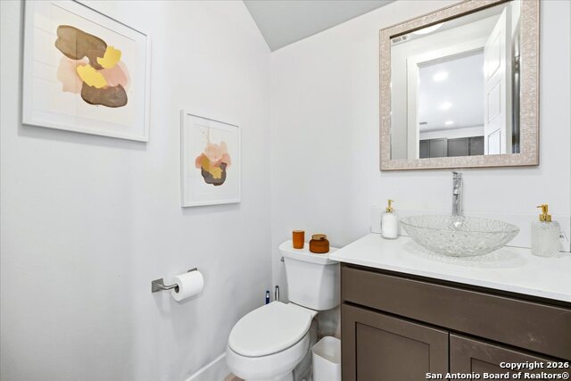 Image 27 of 29 For 615 Fulton Ave Unit 3