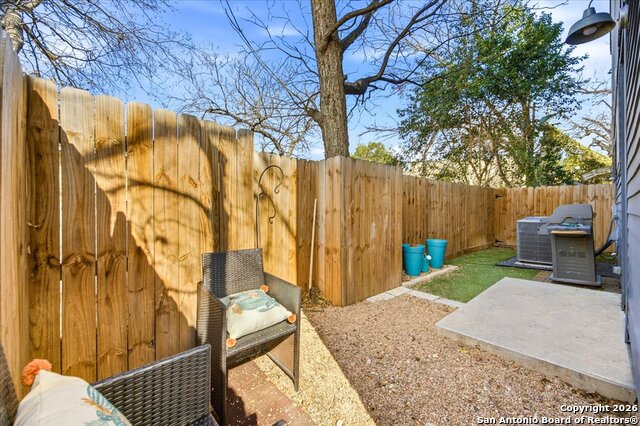 Image 28 of 29 For 615 Fulton Ave Unit 3