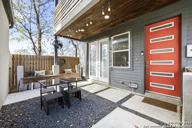 Image 3 of 29 For 615 Fulton Ave Unit 3