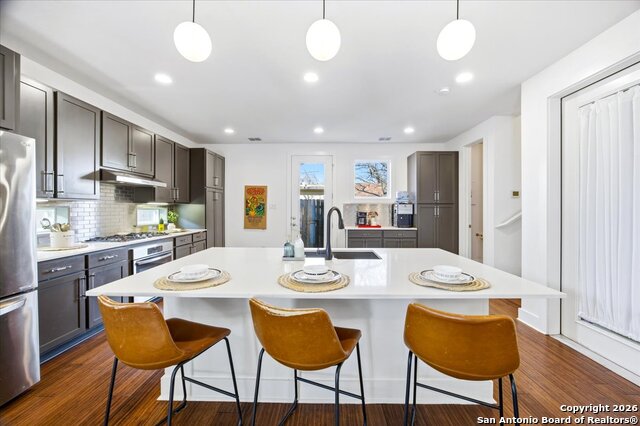 Image 8 of 29 For 615 Fulton Ave Unit 3