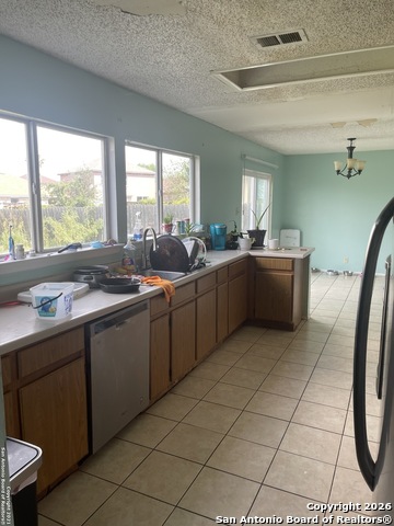 Image 3 of 4 For 8104 Bent Meadow