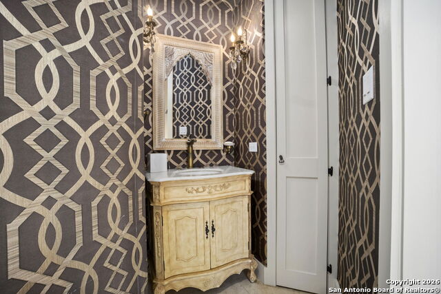 Image 27 of 77 For 18002 Granite Hill