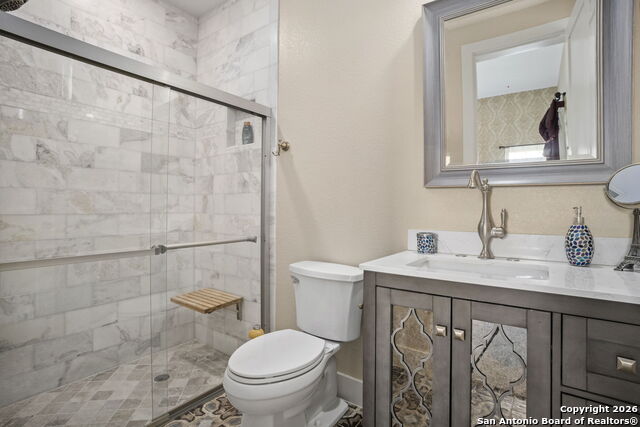 Image 44 of 77 For 18002 Granite Hill