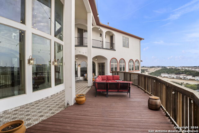 Image 58 of 77 For 18002 Granite Hill