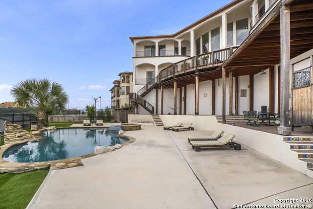 Image 59 of 77 For 18002 Granite Hill