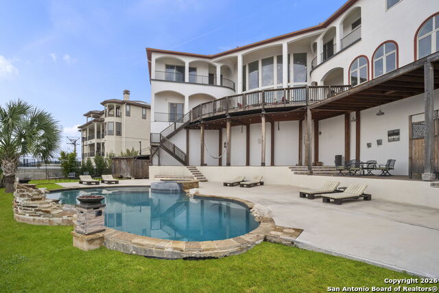 Image 62 of 77 For 18002 Granite Hill