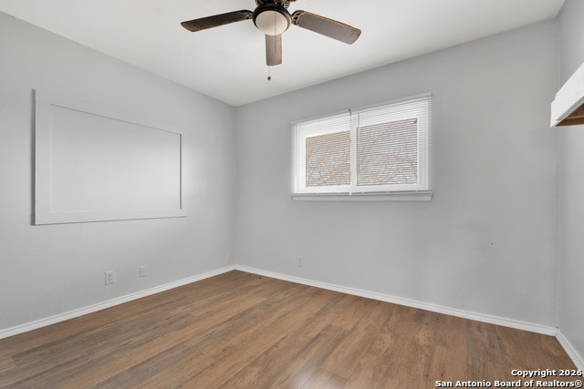 Image 16 of 22 For 8118 Whistler