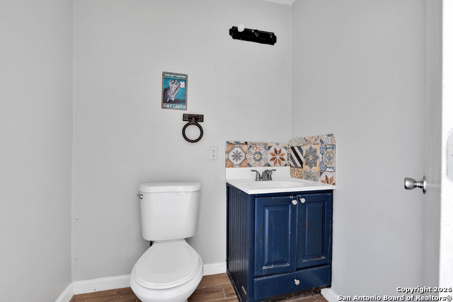 Image 20 of 22 For 8118 Whistler