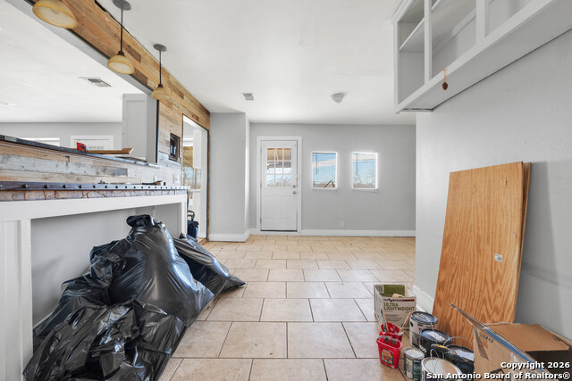 Image 8 of 22 For 8118 Whistler