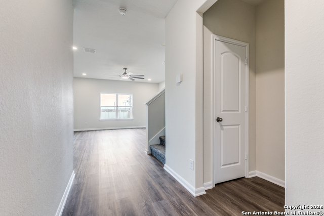 Image 4 of 25 For 4111 Hidden Hollow Isle