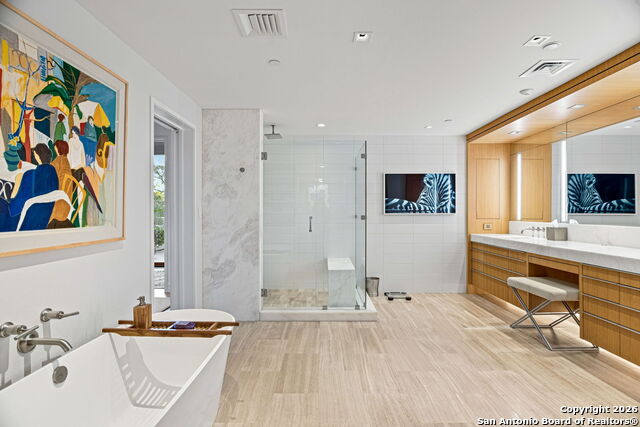 Image 27 of 45 For 200 Patterson  Unit 118