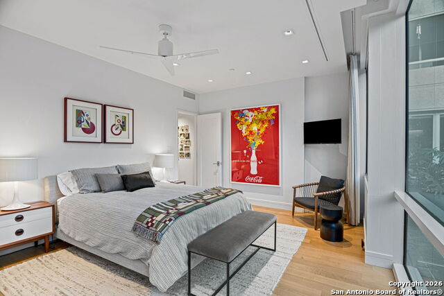 Image 39 of 45 For 200 Patterson  Unit 118