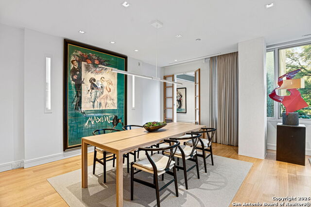 Image 9 of 45 For 200 Patterson  Unit 118