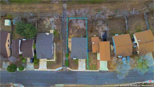 Image 18 of 20 For 6131 Valley Bay Dr