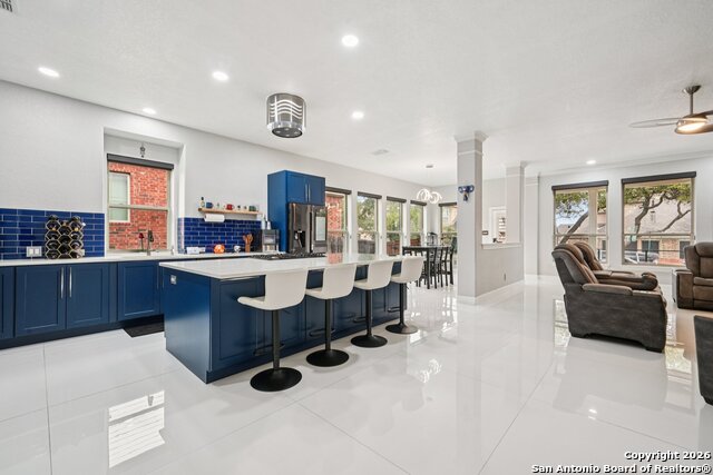 Listing photo id 11 for 3318 Calhoun Cove
