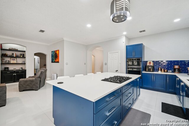 Listing photo id 12 for 3318 Calhoun Cove