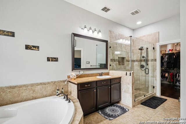 Listing photo id 25 for 3318 Calhoun Cove