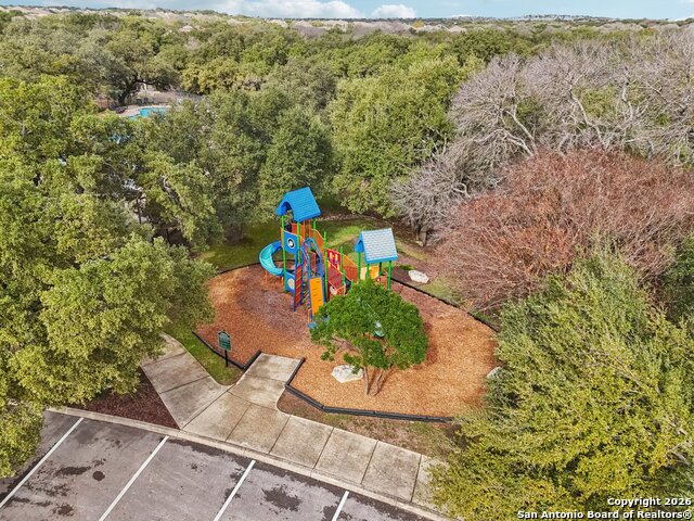 Listing photo id 44 for 3318 Calhoun Cove