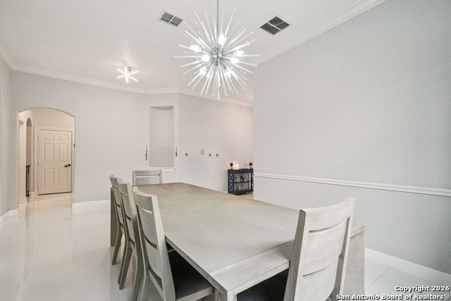 Listing photo id 6 for 3318 Calhoun Cove
