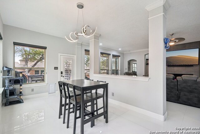 Listing photo id 7 for 3318 Calhoun Cove