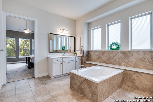 Image 12 of 26 For 110 Stablewood Ct