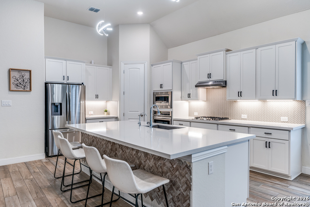 Image 2 of 26 For 110 Stablewood Ct