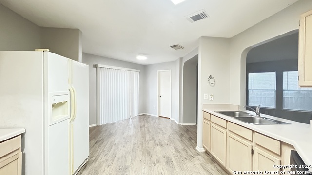 Image 11 of 31 For 4926 Corian Well Dr