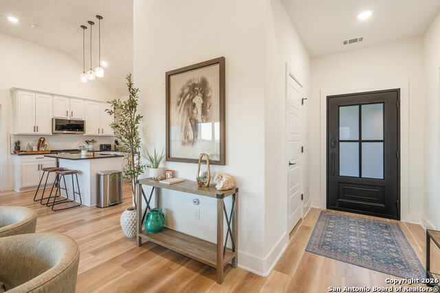 Image 26 of 49 For 460 Stenen Dr.